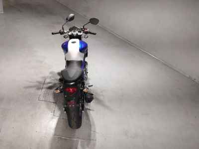 Suzuki Gladius SFV400 2016