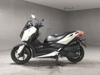Yamaha XMAX 250