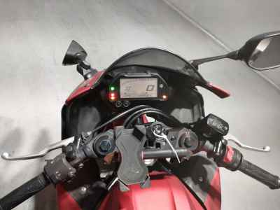 Yamaha YZF-R25 2019