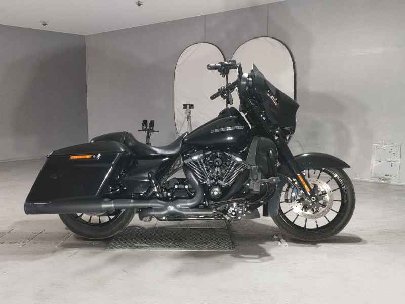 Harley-Davidson Street Glide FLHXS1870 2018