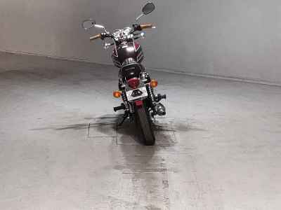 Kawasaki Estrella