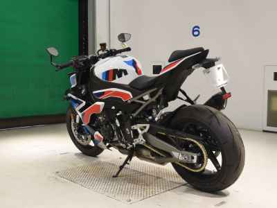 BMW M1000R 2025