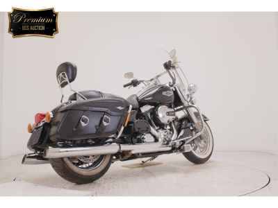 Harley-Davidson Road King FLHRC1690 2014