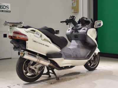 Suzuki Skywave 650LX 2011