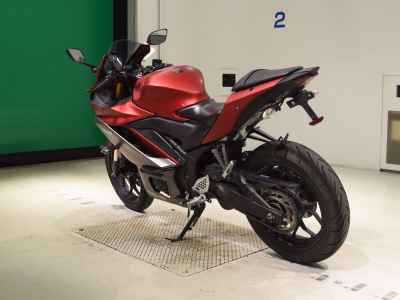 Yamaha YZF-R25 2019