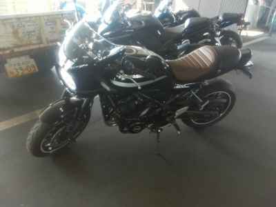 Kawasaki Z900RS Cafe 2021