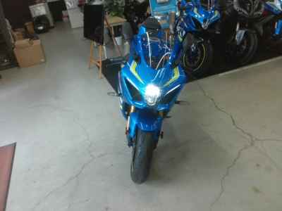 Kawasaki Z900RS 2024