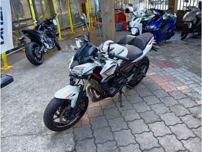Kawasaki Z650 2022