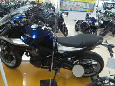 Honda Hawk 11 2022