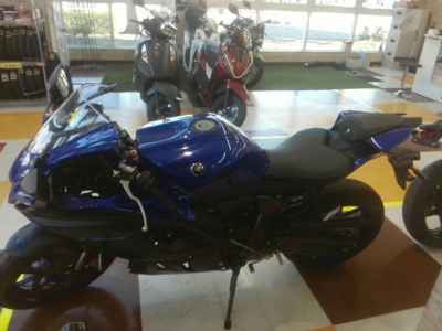 Yamaha YZF-R7 2023