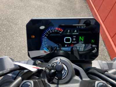 Suzuki GSX-8S