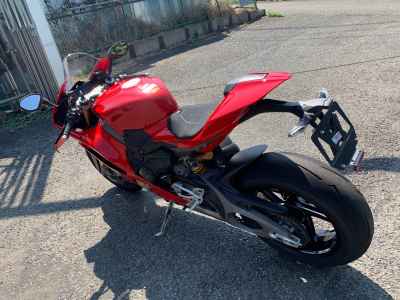 Ducati Panigale V4S 2025