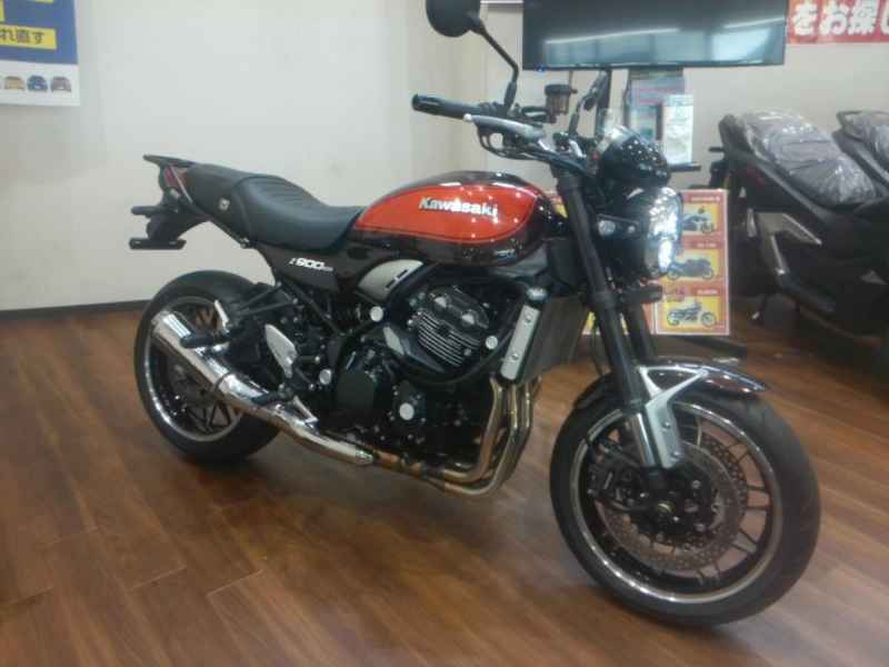 Kawasaki Z900RS 2017