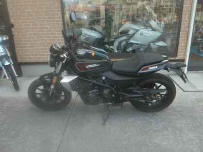 Kawasaki Eliminator 400SE 2024
