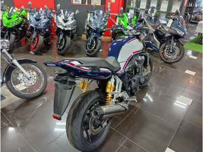 Honda CB1300SF 2023