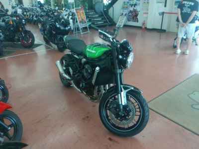 Kawasaki Z900RS 2024
