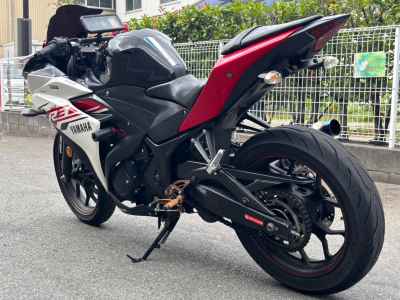 Yamaha YZF-R3 2015