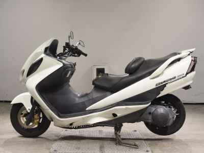 Suzuki Skywave 250S
