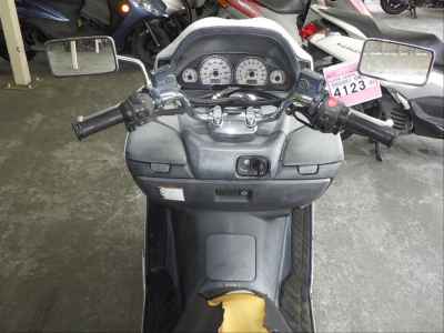 Suzuki Skywave 250S