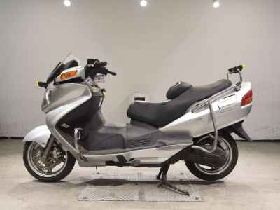 Suzuki Skywave 650