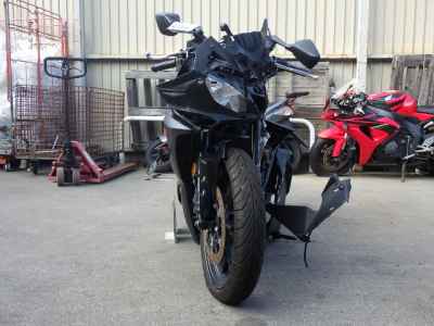 Yamaha YZF-R25 2023