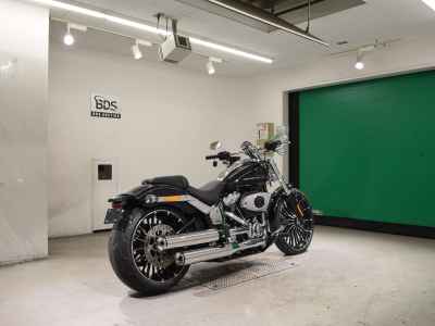 Harley-Davidson Breakout FXBR1920 2026