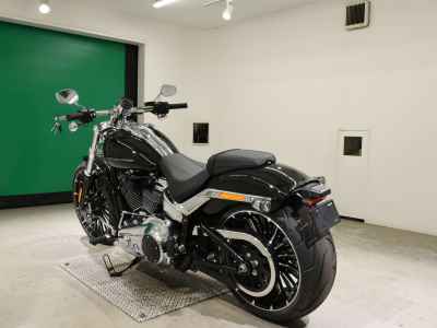 Harley-Davidson Breakout FXBR1920 2026