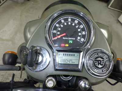 Royal Enfield Classic 350 2022