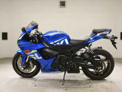 Suzuki GSX-R750