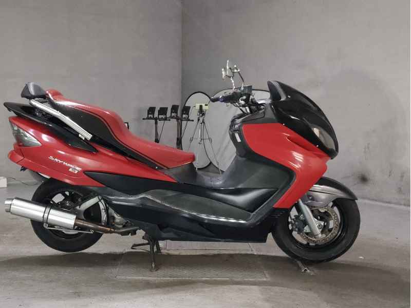 Suzuki Skywave 250S