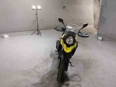 Suzuki V-Strom 250