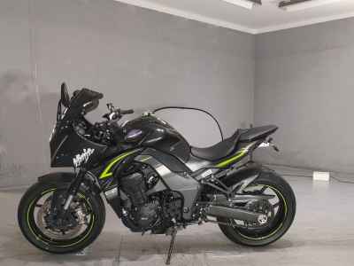 Kawasaki Z1000 2018