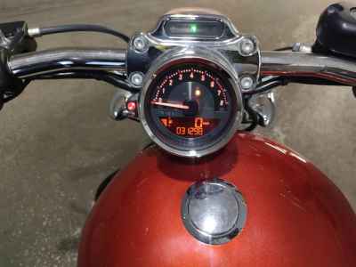 Harley-Davidson Sportster Custom XL1200C 2013