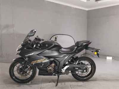 Suzuki Gixxer 250SF 2021