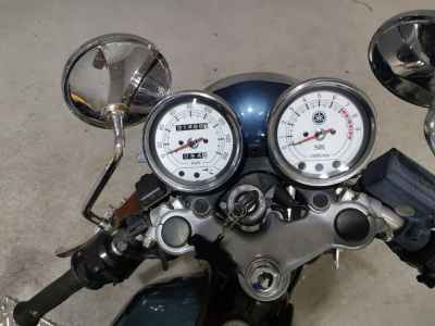 Yamaha SR400 2020