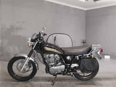 Yamaha SR400 2021