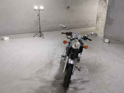 Yamaha SR400 2021