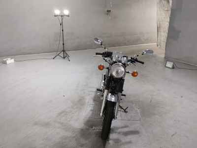 Yamaha SR400 2021