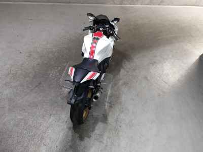 Yamaha YZF-R1 2022
