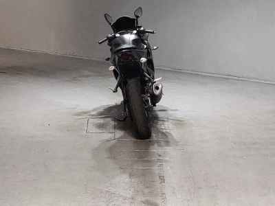 Yamaha YZF-R25 2017