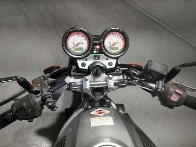Honda VTR250 2011
