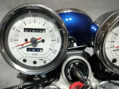 Yamaha SR400 2021