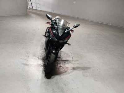 Yamaha YZF-R25