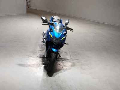 Suzuki Gixxer 250SF