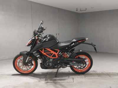 KTM 390 Duke 2021