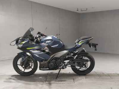 Kawasaki Ninja 400 2022