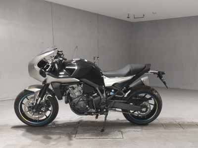 Honda Hawk 11 2023