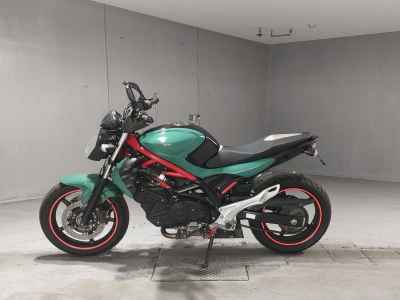 Suzuki Gladius SFV400 2010