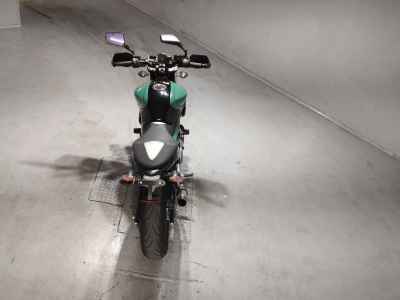 Suzuki Gladius SFV400 2010
