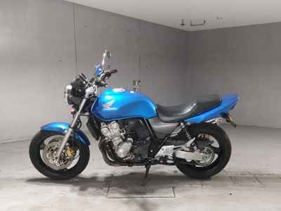 Honda CB400SF 2025